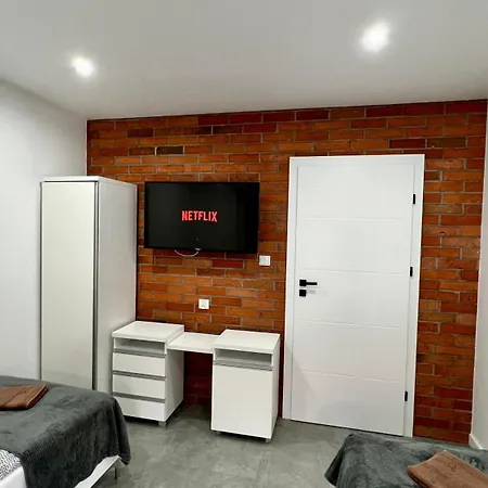 公寓 Family Ostoja *